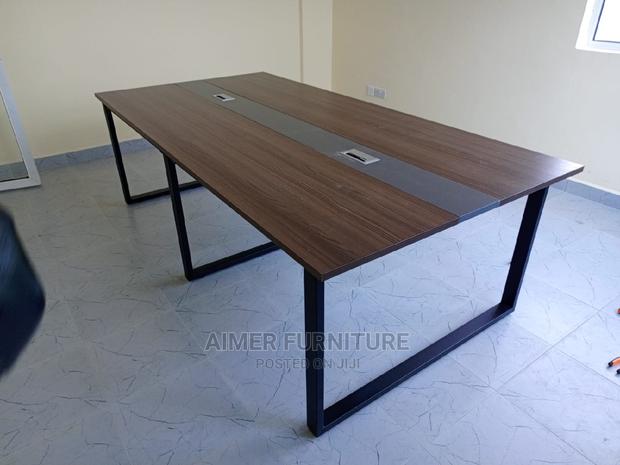 Boardroom Table - thumbnail 2