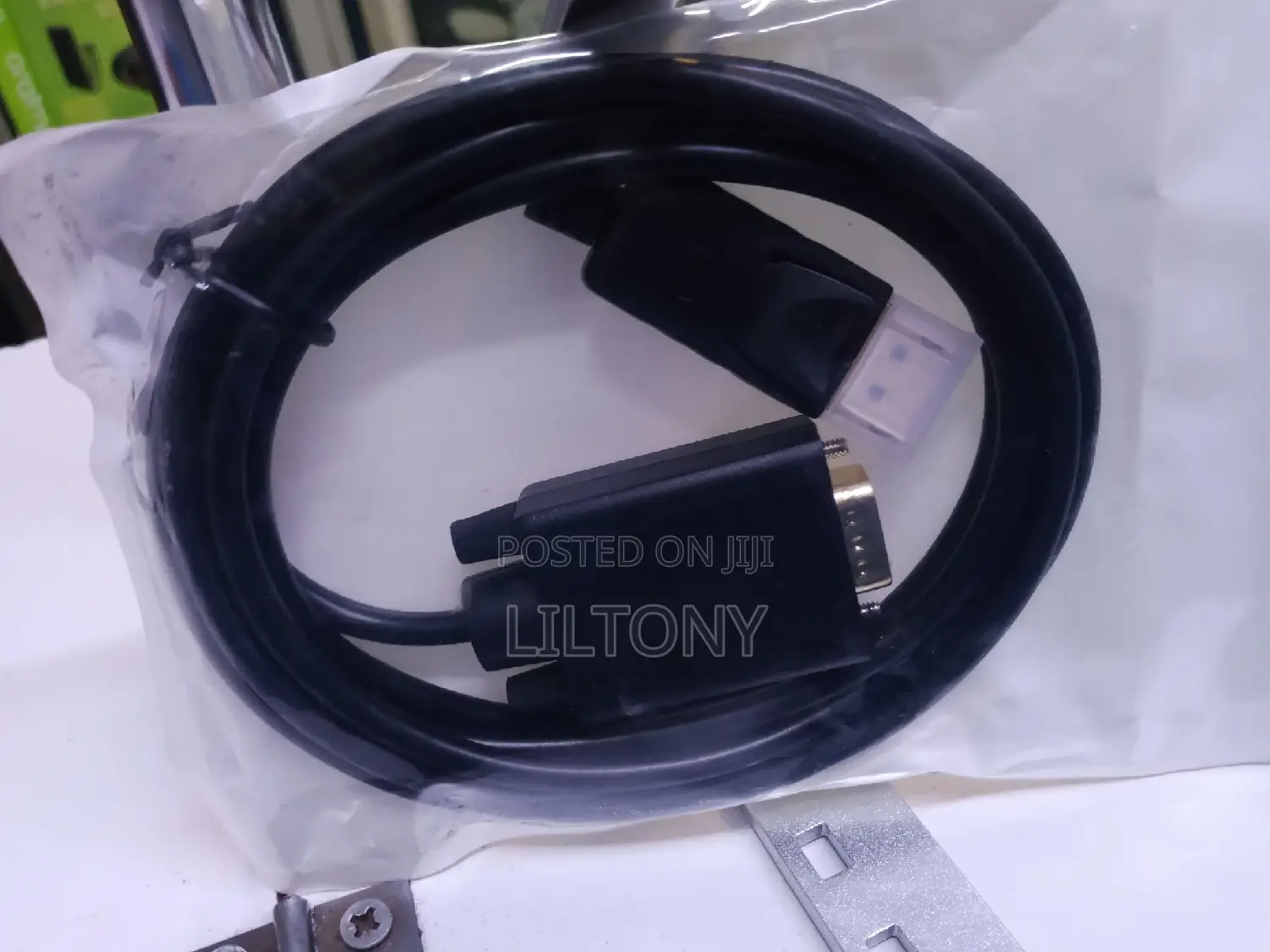 Display Port to VGA Cable 1.5mtrs