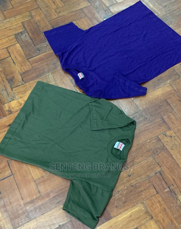 Plain Tshirt - thumbnail 3