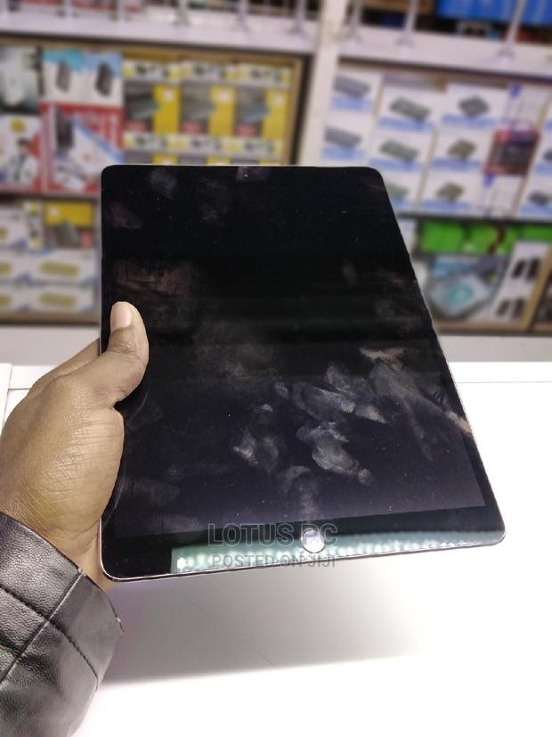 Apple iPad Pro 256 GB Gray - thumbnail 2