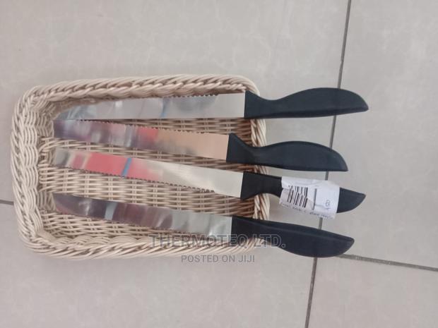 Black Handle Bread Knife - thumbnail 2