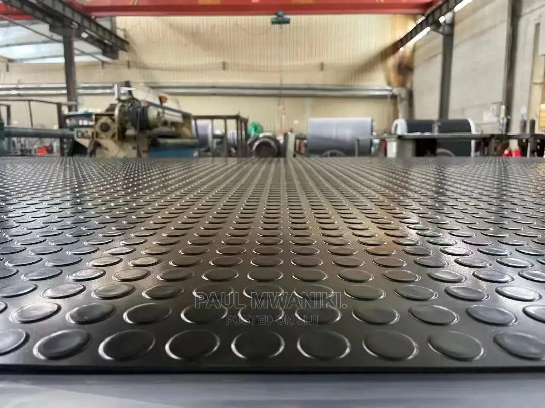 Round Studded Rubber Mats- Roll 1.2M×10M