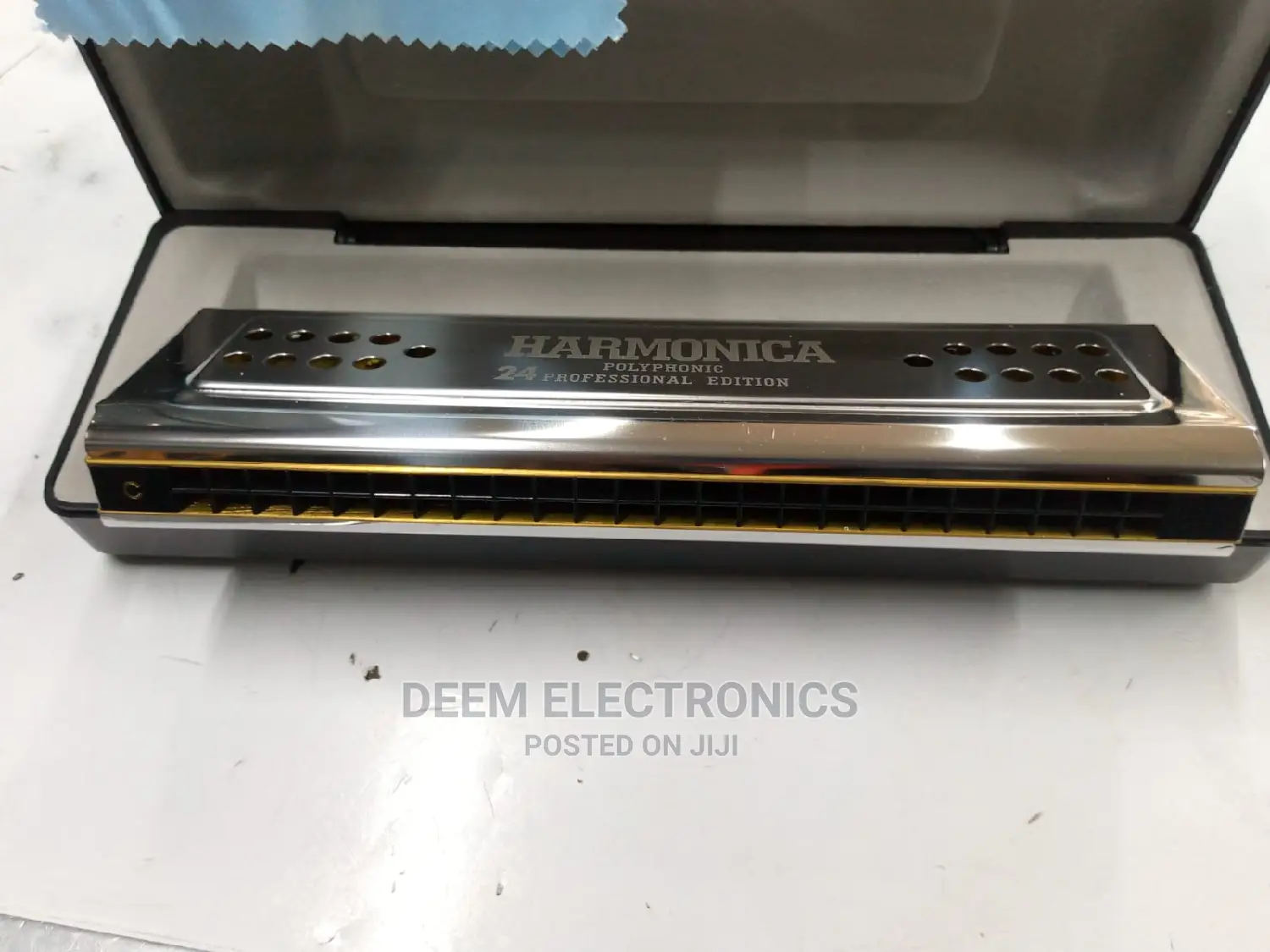 Harmonica 24holes Swan