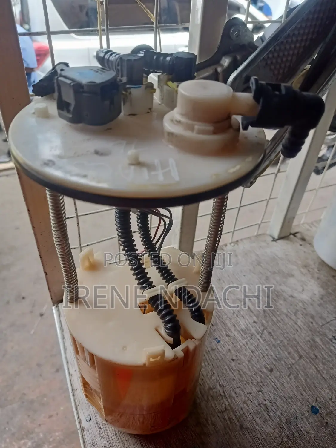 Fuel Pump Hiace (7l) Box