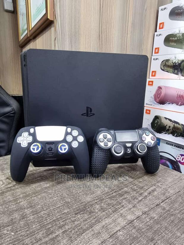 Clean Ps4 Slim Still as Good as New