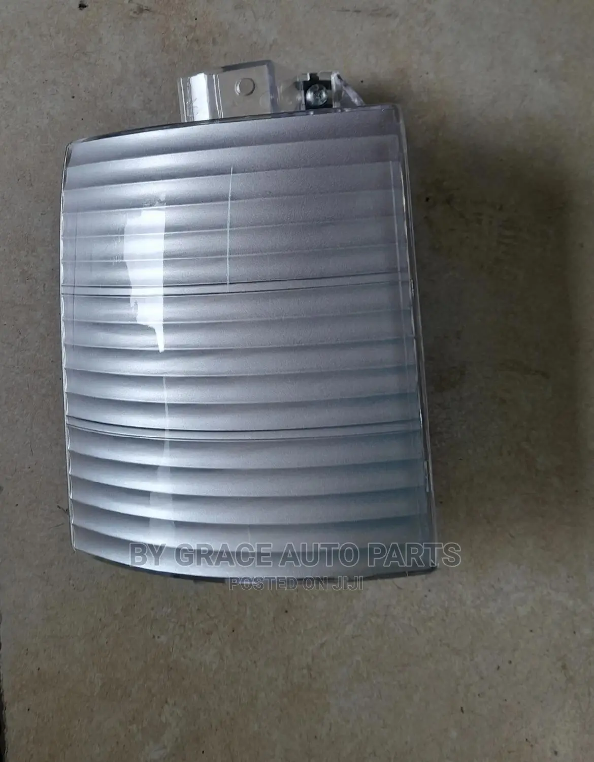 Corner Lamp/Reflector Canter New Model(2012)