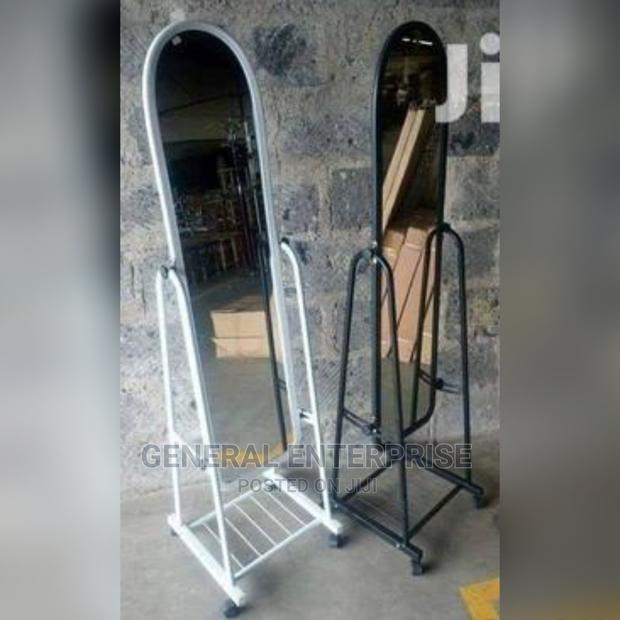 Movable Dressing Mirror With Wheels