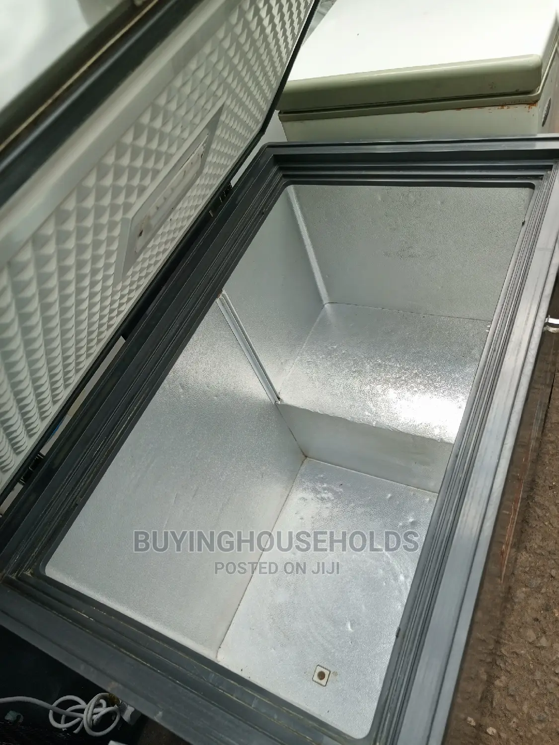 Von 260L Chest Deep Freezer