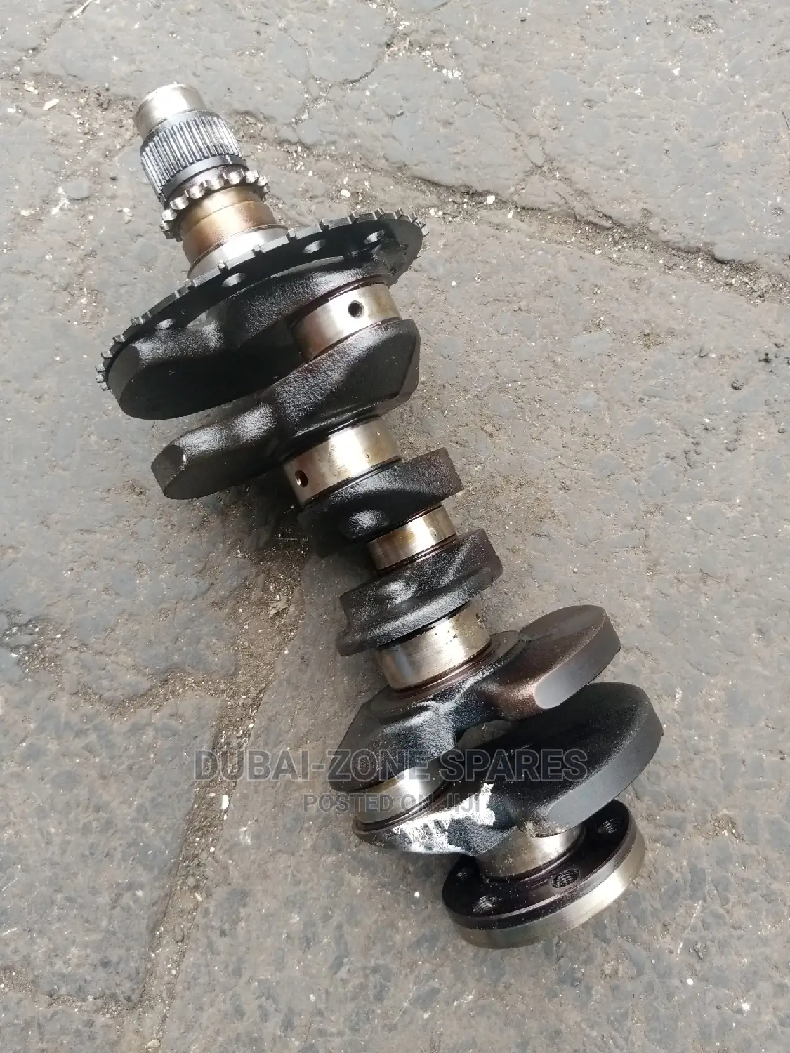 Crankshaft Mitsubishi Mirage 3A90 Available.