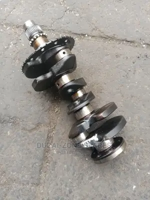 Crankshaft Mitsubishi Mirage 3A90 Available.