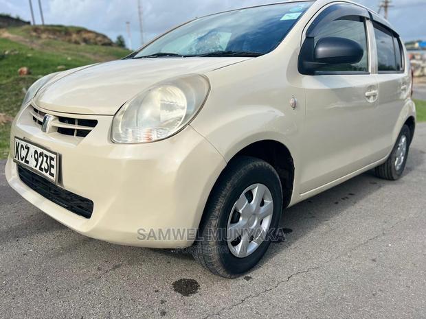 Toyota Passo 1.0 AWD 2013 White - thumbnail 6
