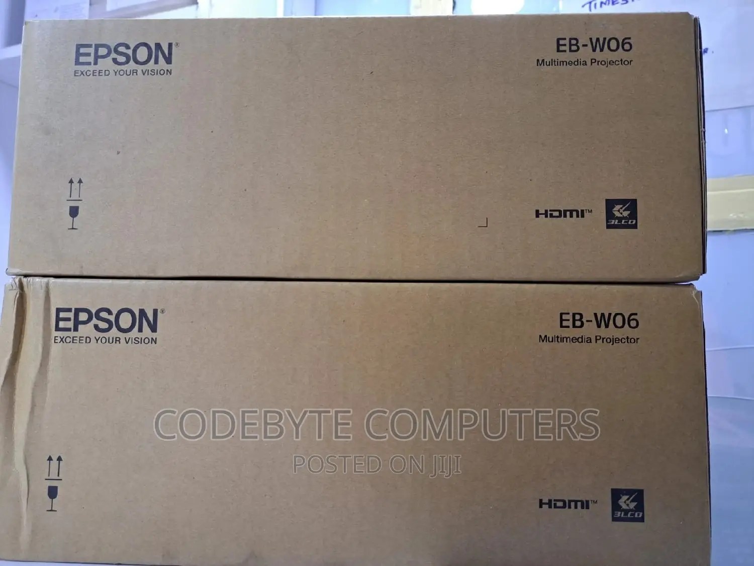 Epson Eb-W06 Projector