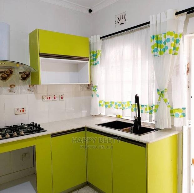Beautiful Curtains for Your Kitchen - thumbnail 2