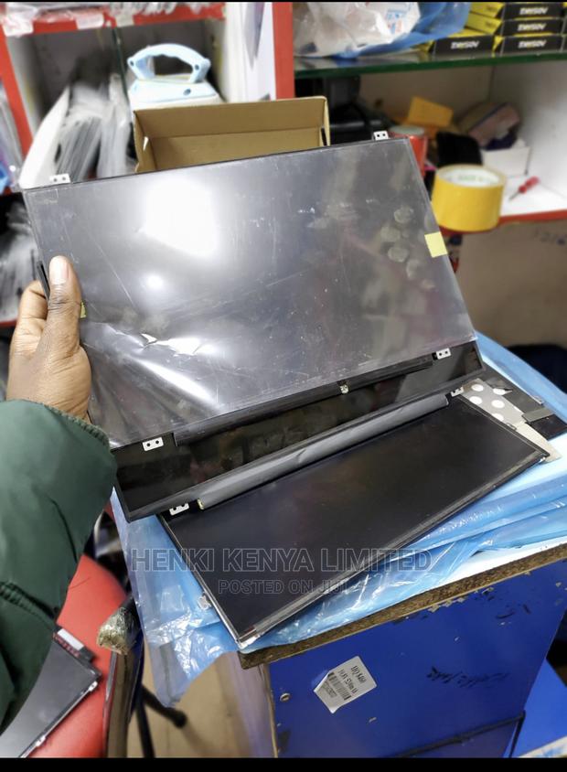 Laptop Screens Replacement