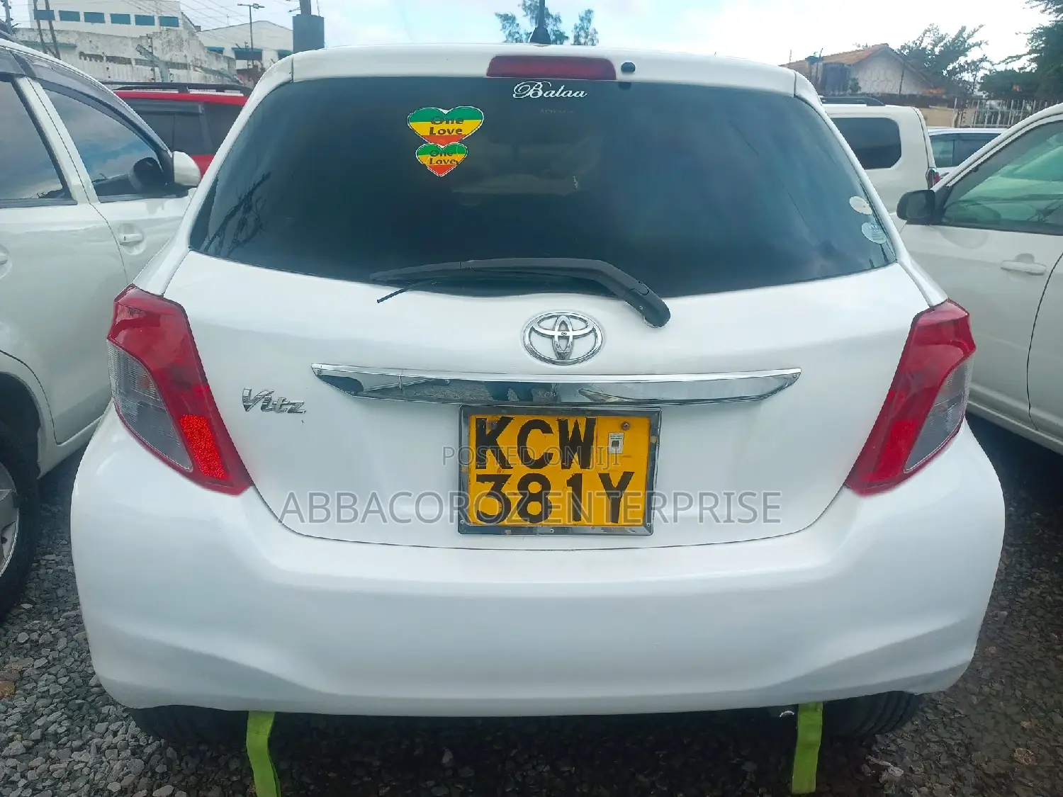 Toyota Vitz 1.0 FWD 3dr 2016 White