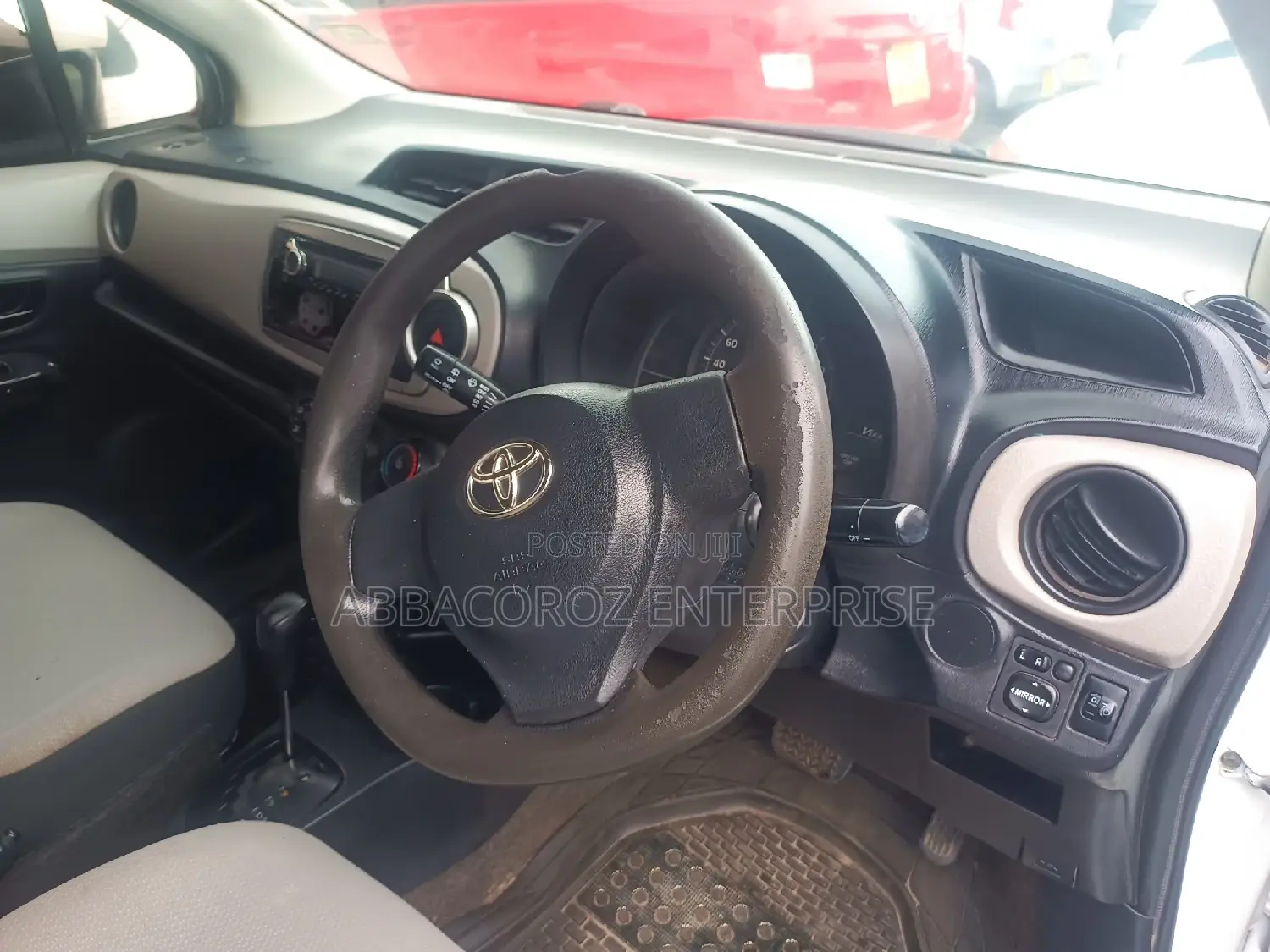 Toyota Vitz 1.0 FWD 3dr 2016 White