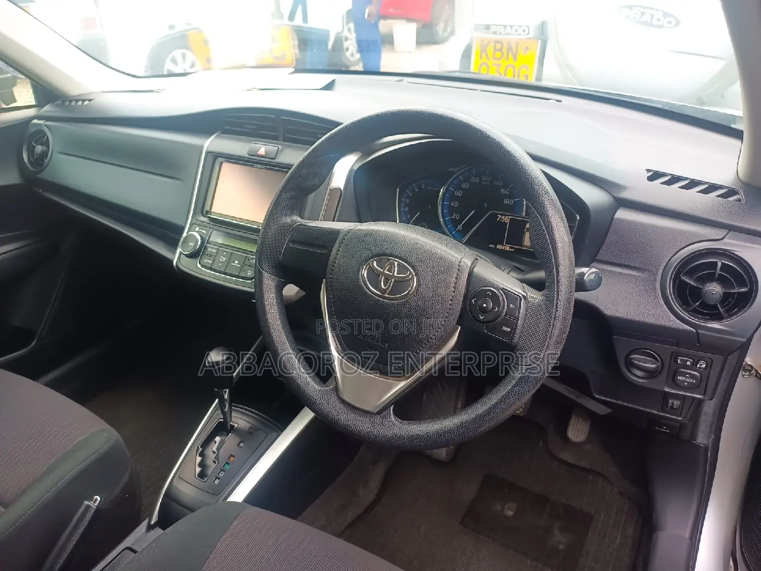 Toyota Corolla Fielder 2016 Silver