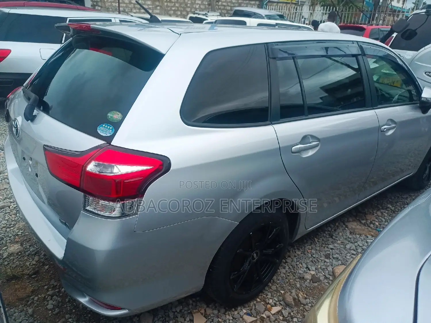 Toyota Corolla Fielder 2016 Silver
