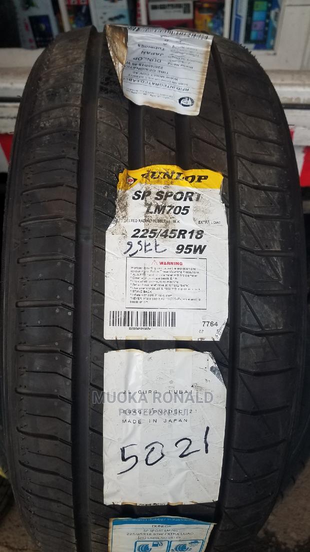 225/45r18 Dunlop Tyre