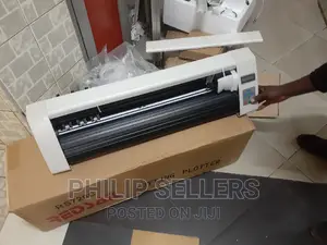 24" Vinyl Cutting Plotter Is Used to Cut All Kinds of Pict
