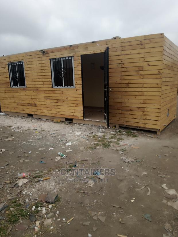 20ft Shipping Container - thumbnail 3