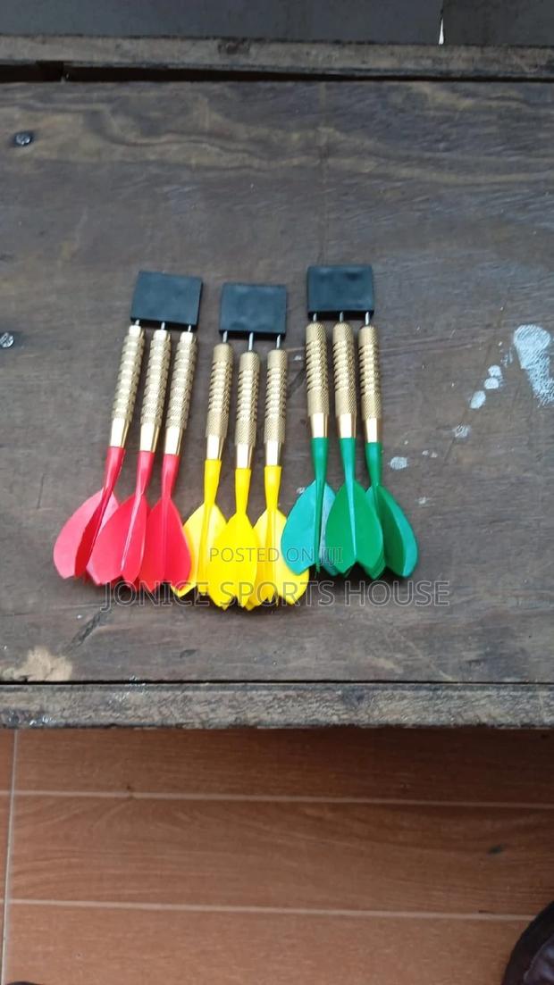 Darts Board Arrows