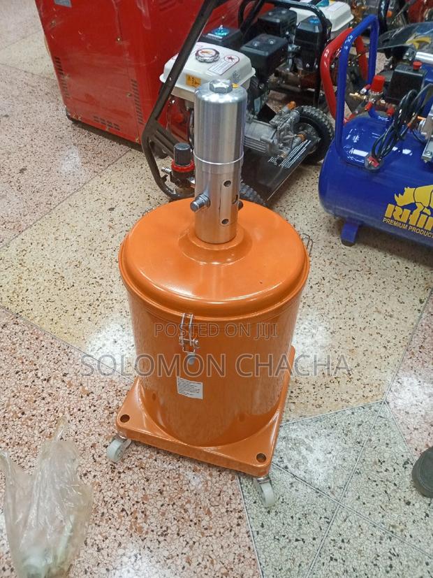 Lenhard Germany Grease Bucket 30litre - main view