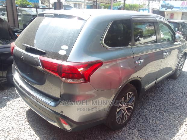 Mitsubishi Outlander ES AWC 2017 Gray - thumbnail 3