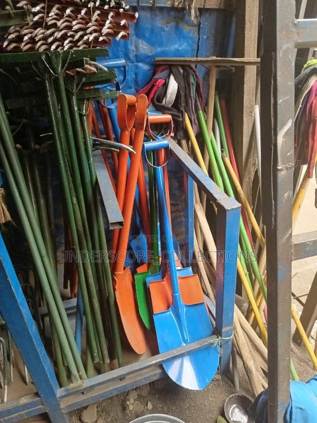 Heavy Duty Construction Shovels - thumbnail 2