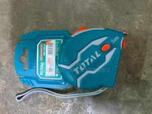 Total Tape Measure 5m - main view