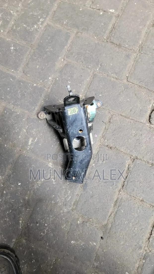 Toyota Belta/Ractis/Vitz Mountain
