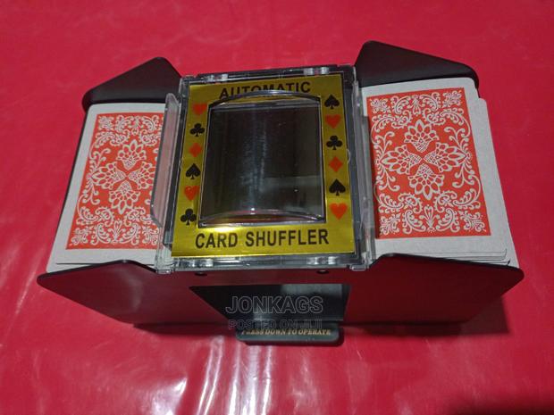 Automatic Card Shaffler - thumbnail 2