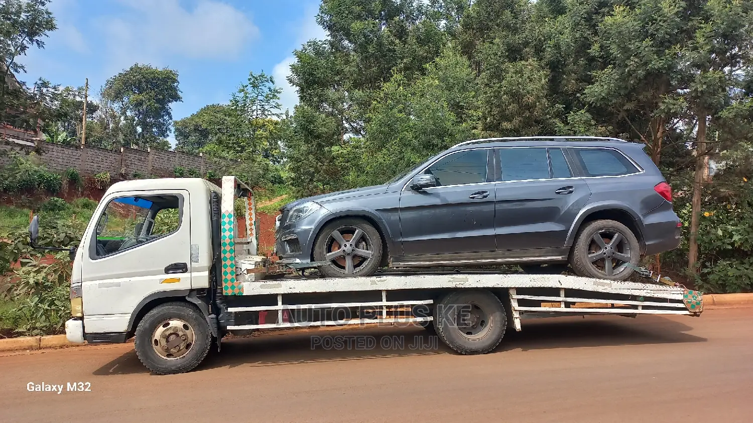 Recovery Towing Flatbed Breakdown Rollback