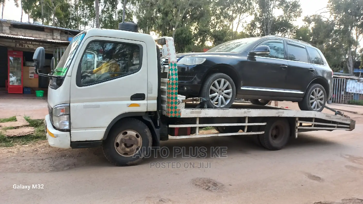 Recovery Towing Flatbed Breakdown Rollback