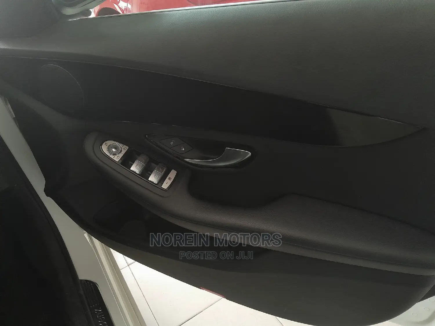 Mercedes-Benz C180 2016 White