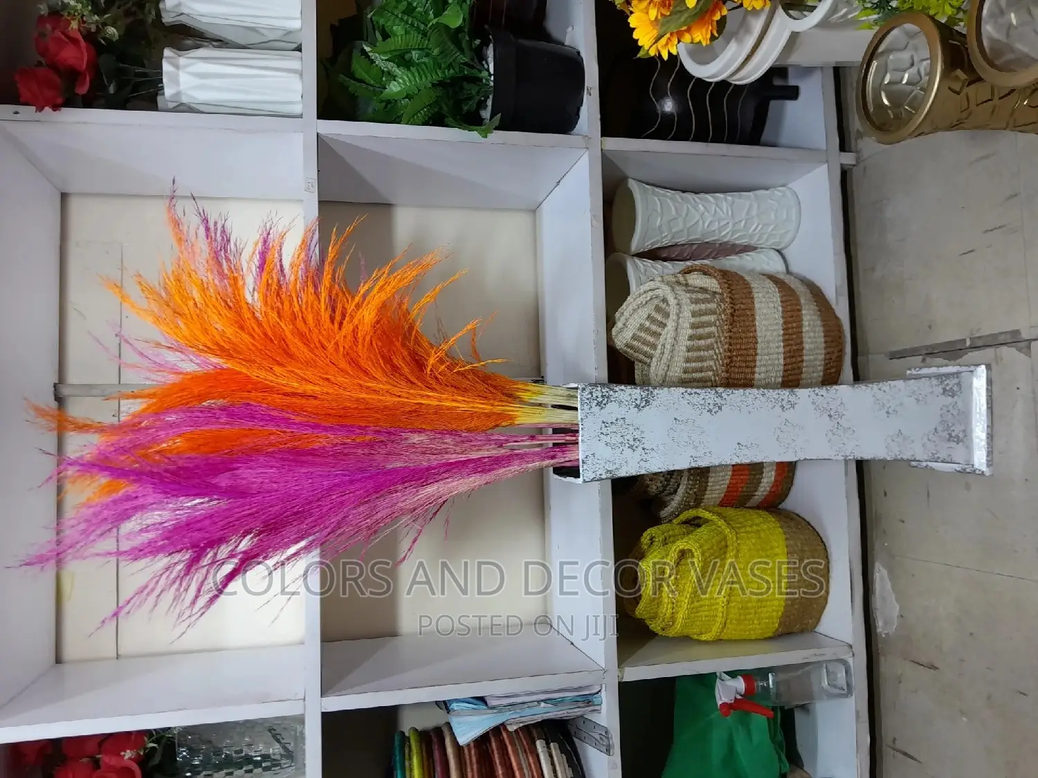 Complete Set of a Colourful Grass and Vase