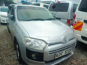 Toyota Succeed SV Premium 2016 Silver