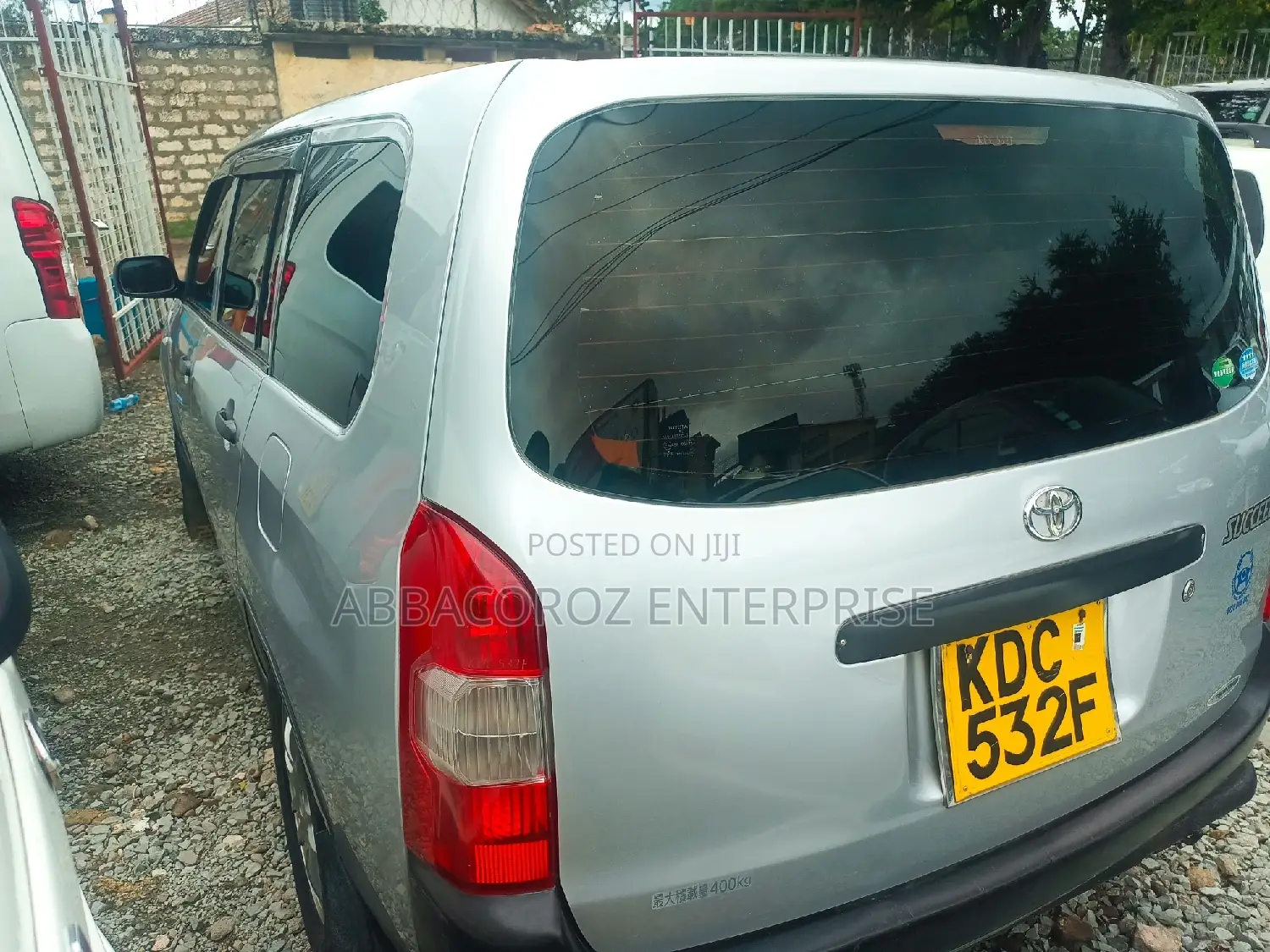 Toyota Succeed SV Premium 2016 Silver