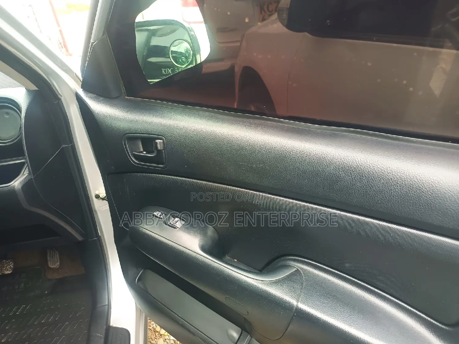 Toyota Succeed SV Premium 2016 Silver