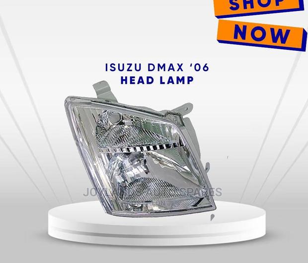 Isuzu D-Max 01 Headlamp - main view