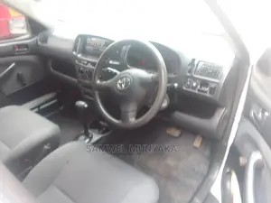 Toyota Probox 1.5 DX Comfort 4WD 2015 White