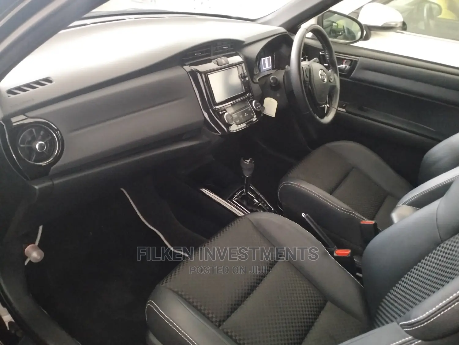 Toyota Corolla Fielder 2016 Black