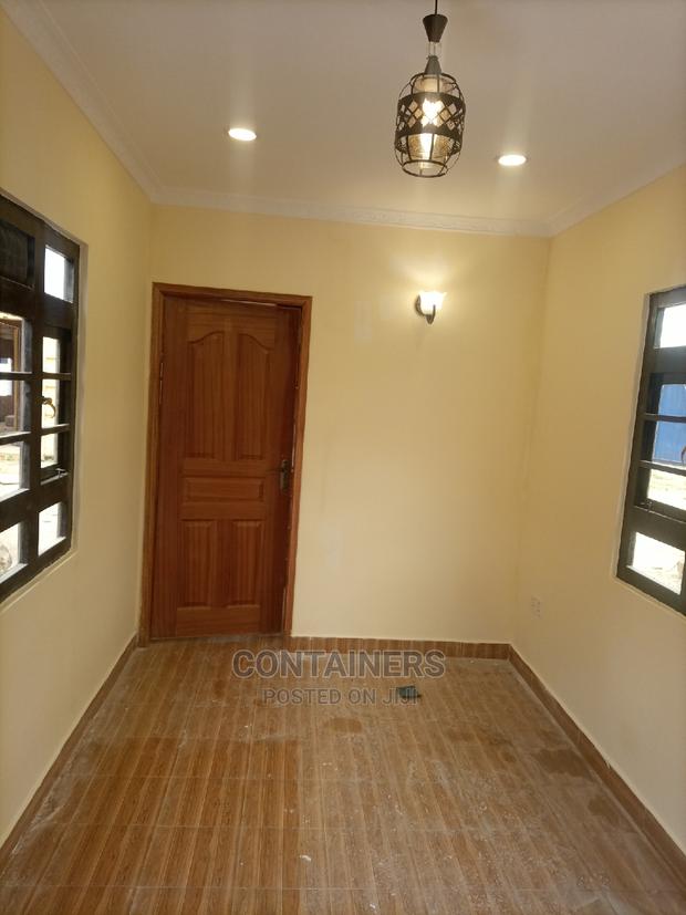 40ft High Cube Container One Bedroom House. - thumbnail 10