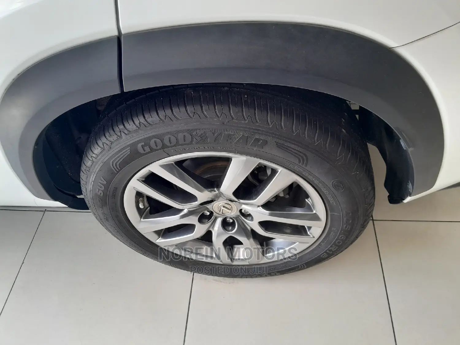 Lexus NX 300h AWD 2015 White