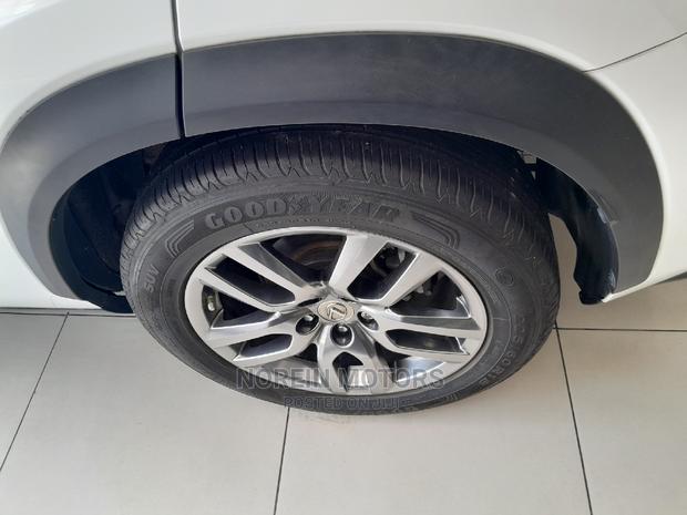 Lexus NX 300h AWD 2015 White - thumbnail 6