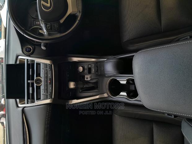 Lexus NX 300h AWD 2015 White - thumbnail 8