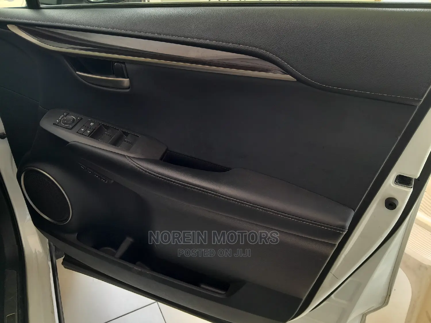 Lexus NX 300h AWD 2015 White
