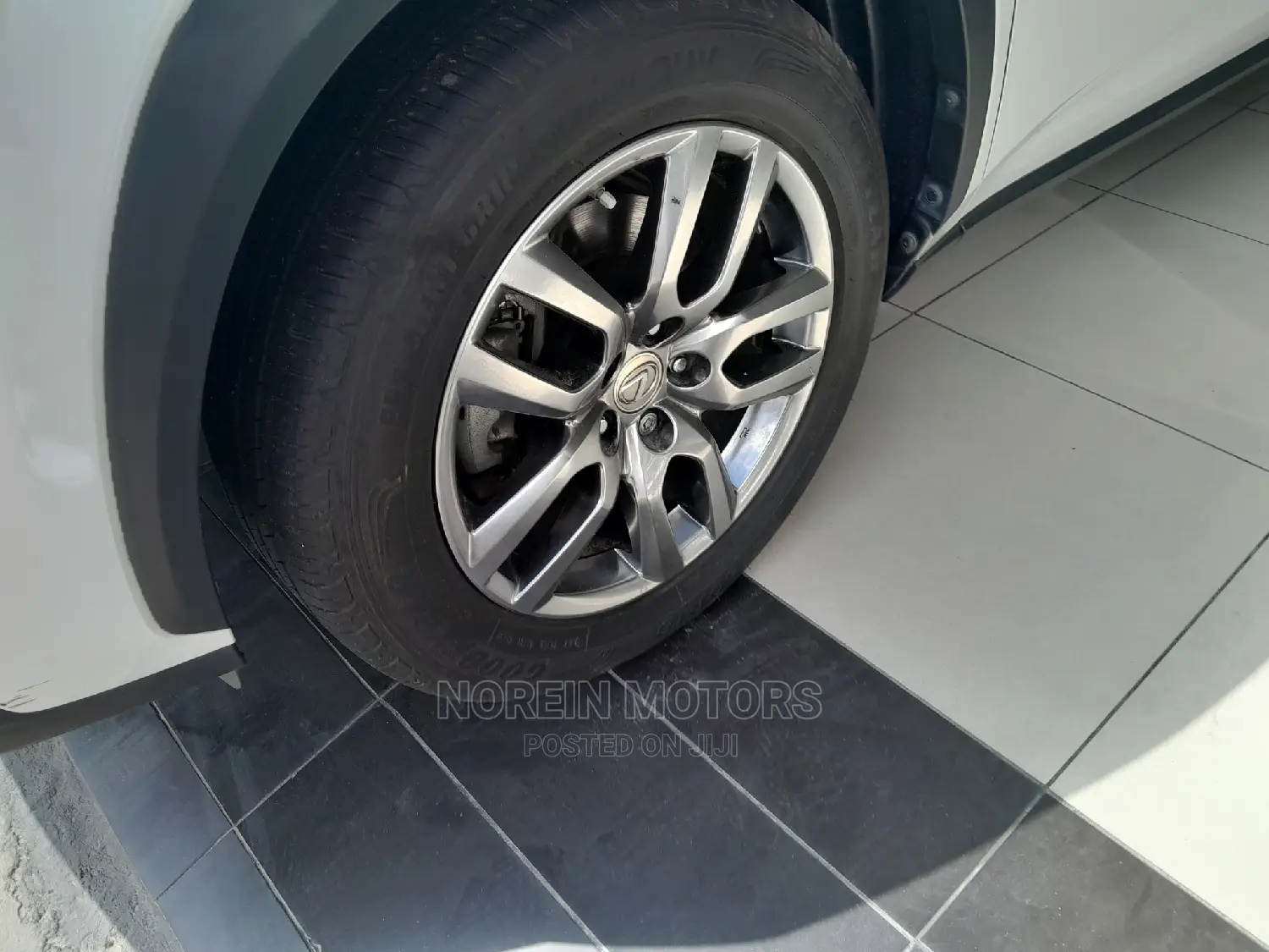 Lexus NX 300h AWD 2015 White