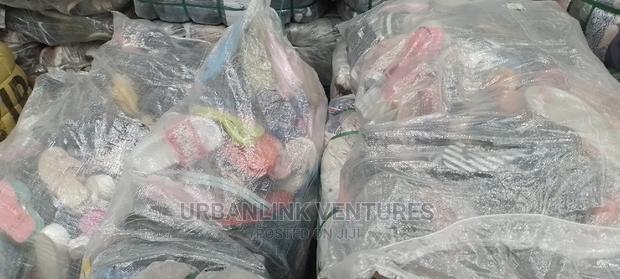 Slippers Mitumba Bale (100pcs) - thumbnail 2