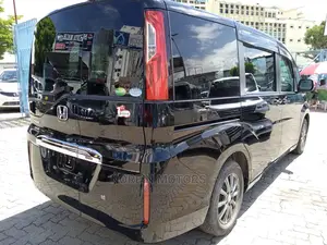 Honda Stepwgn 2016 Blue